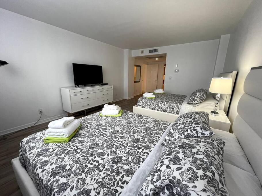 Ferienwohnung Breathtaking Ocean View! 15Th Floor Miami Beach Exterior foto
